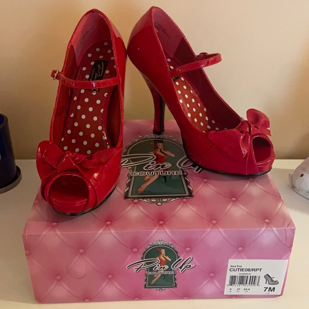 Cherry Pinup Open-toe Shoes